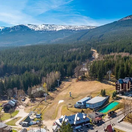 Lola Z Prywatnym Jacuzzi - Najblizej Wyciagu - By Royal Aparts Διαμέρισμα *